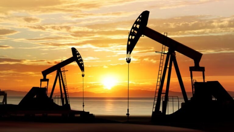 Petróleo de Texas se acerca a los US$76 por barril tras anuncio de Trump sobre el fin de la tregua con Irán