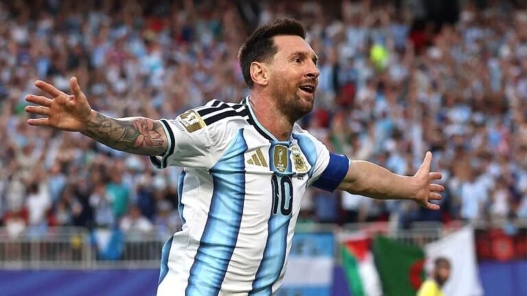 Messi lidera la remontada de Argentina ante Egipto y mantiene vivas las aspiraciones albicelestes