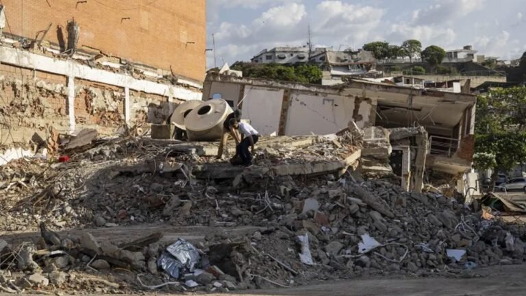 Terremotos en Venezuela dejan más de dos millones de toneladas de escombros y complican las labores de recuperación