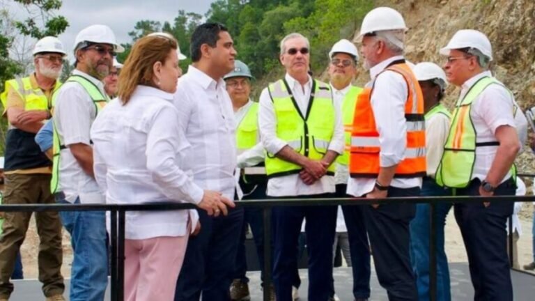Abinader supervisa avances de la presa de Guaigüí y reafirma compromiso con una obra estratégica para el desarrollo del Cibao
